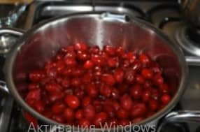 Приготовление варенья из клюквы на зиму: шаг 3