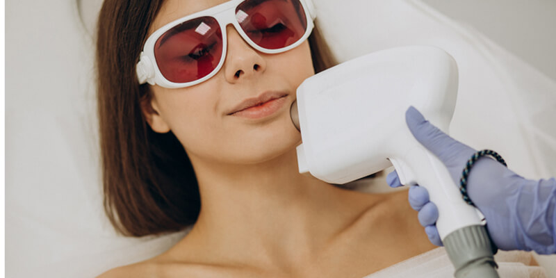 Лазерная биоревитализация лица: проведение процедуры и ожидаемый результат