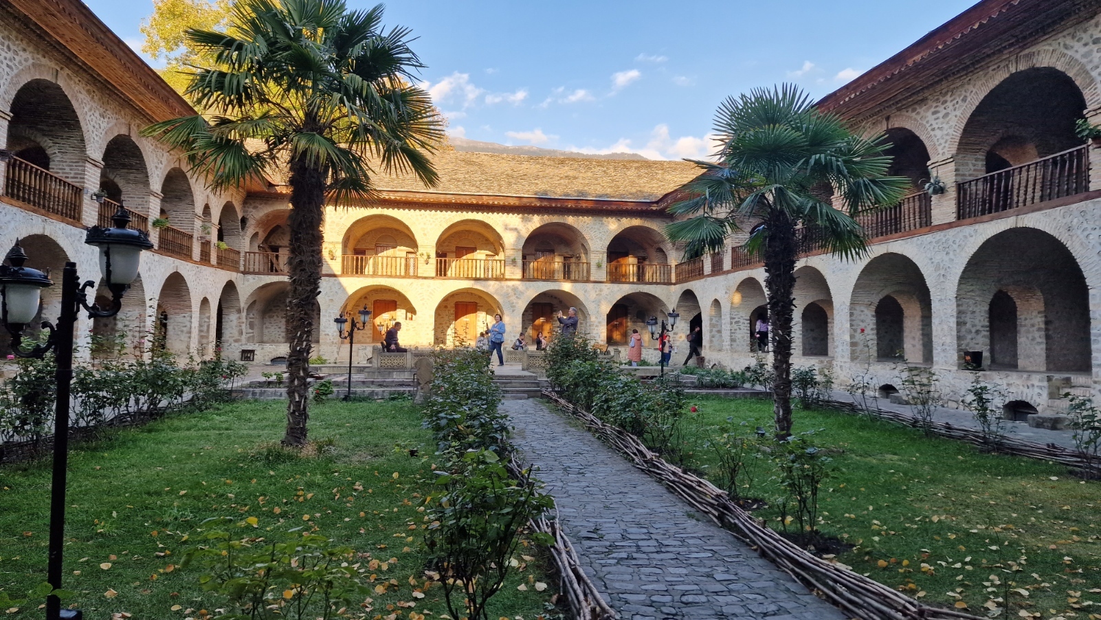 Экскурсии в Нафталане во все места Азербайджана