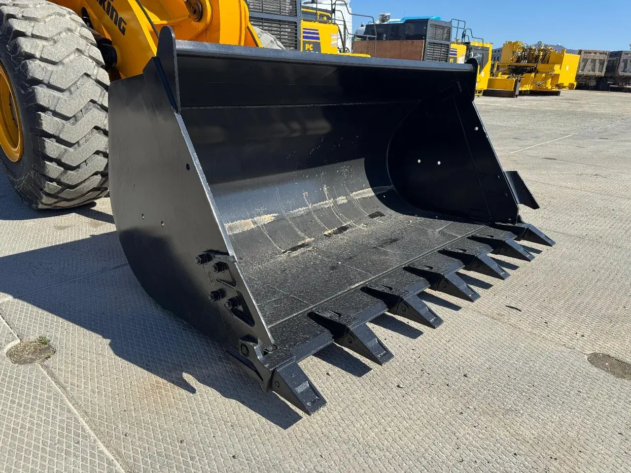 Фронтальный погрузчик LONKING LG 855GB