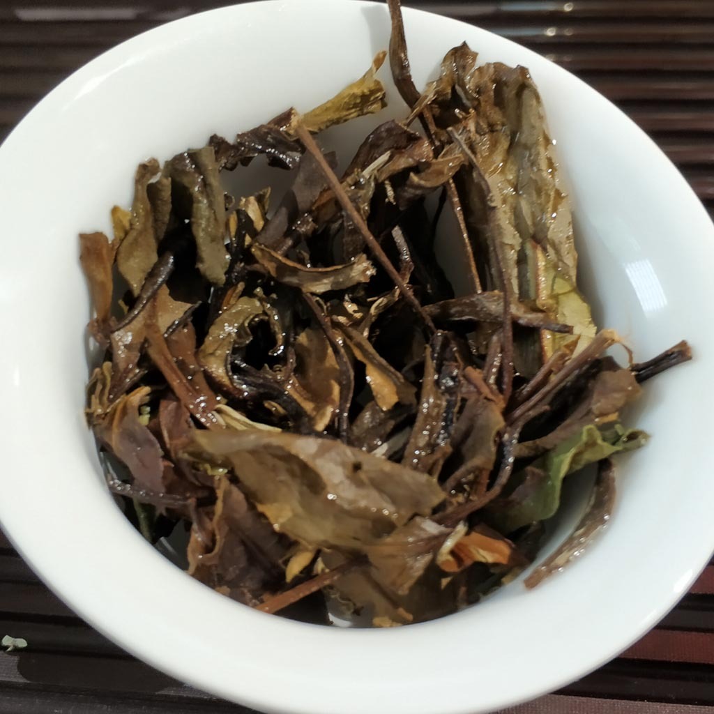Shou Mei Brewed Leaves