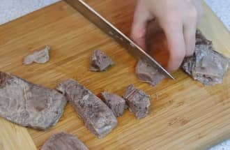 Приготовление «Ленинградского» рассольника с перловкой: шаг 6