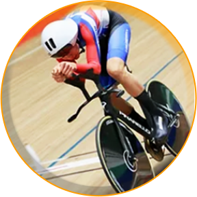 Лев Гонов Чемпион мира с кастомным рулём “SHTORMTROOPER” от Cutomaizer Bike