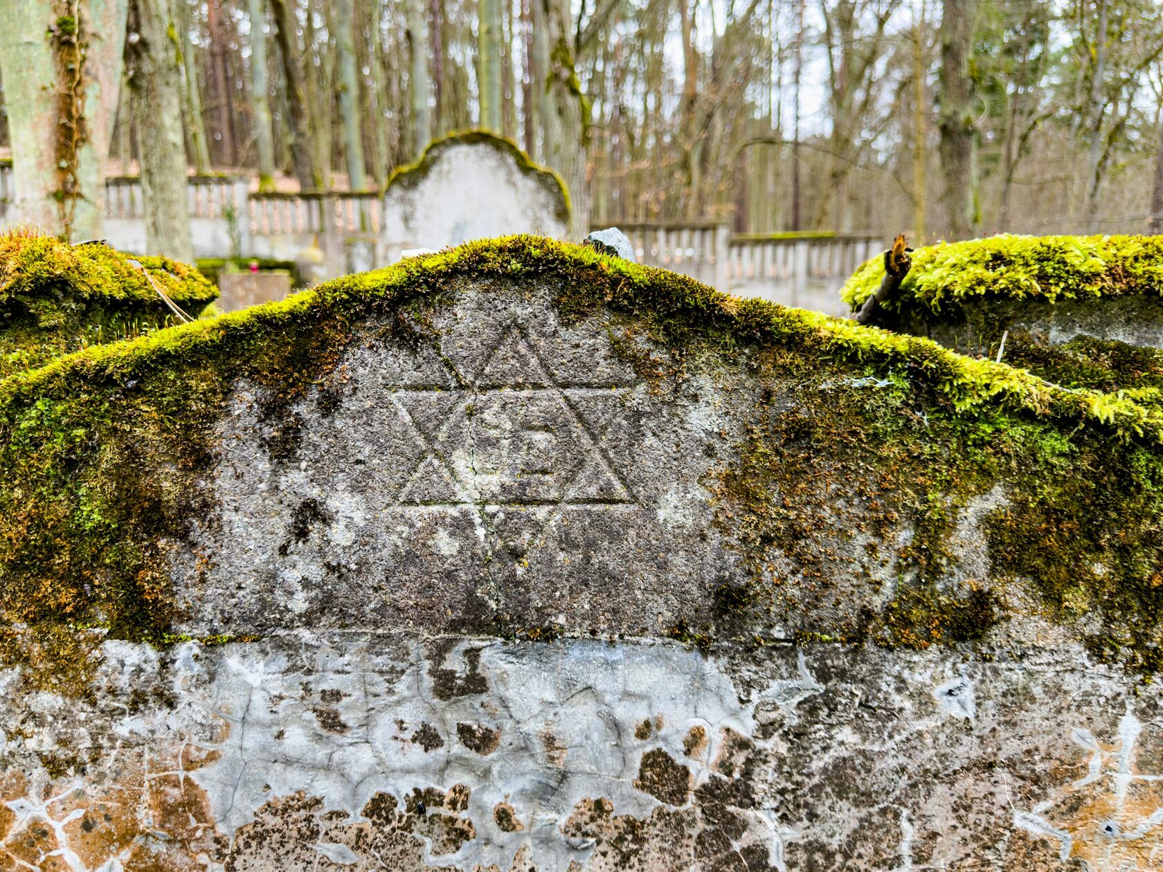 Законы траура и традиции скорби в еврейской традиции