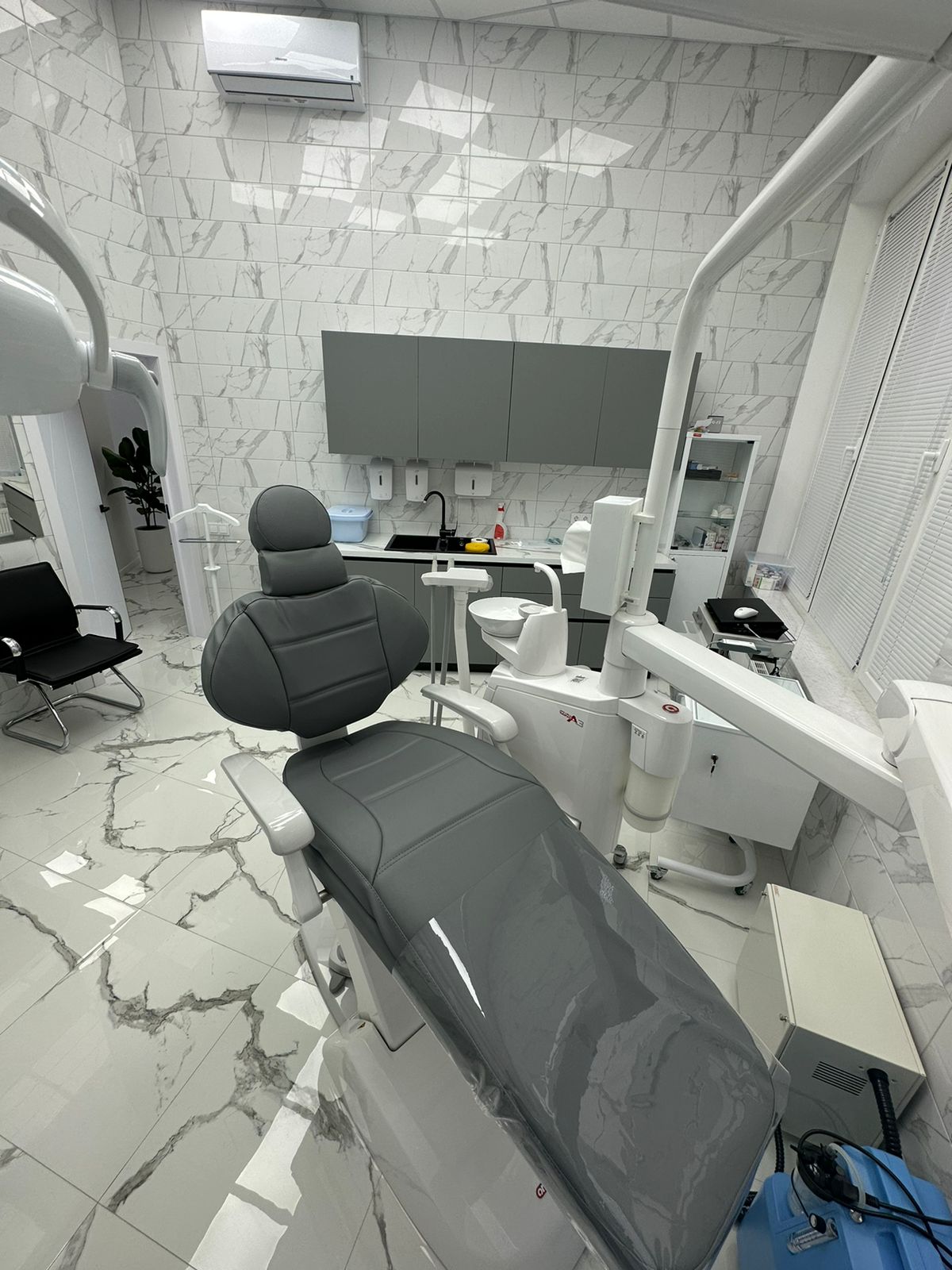 Матрас Topper Med Exclusive на стоматологической установке в клинике Dentix, Москва
