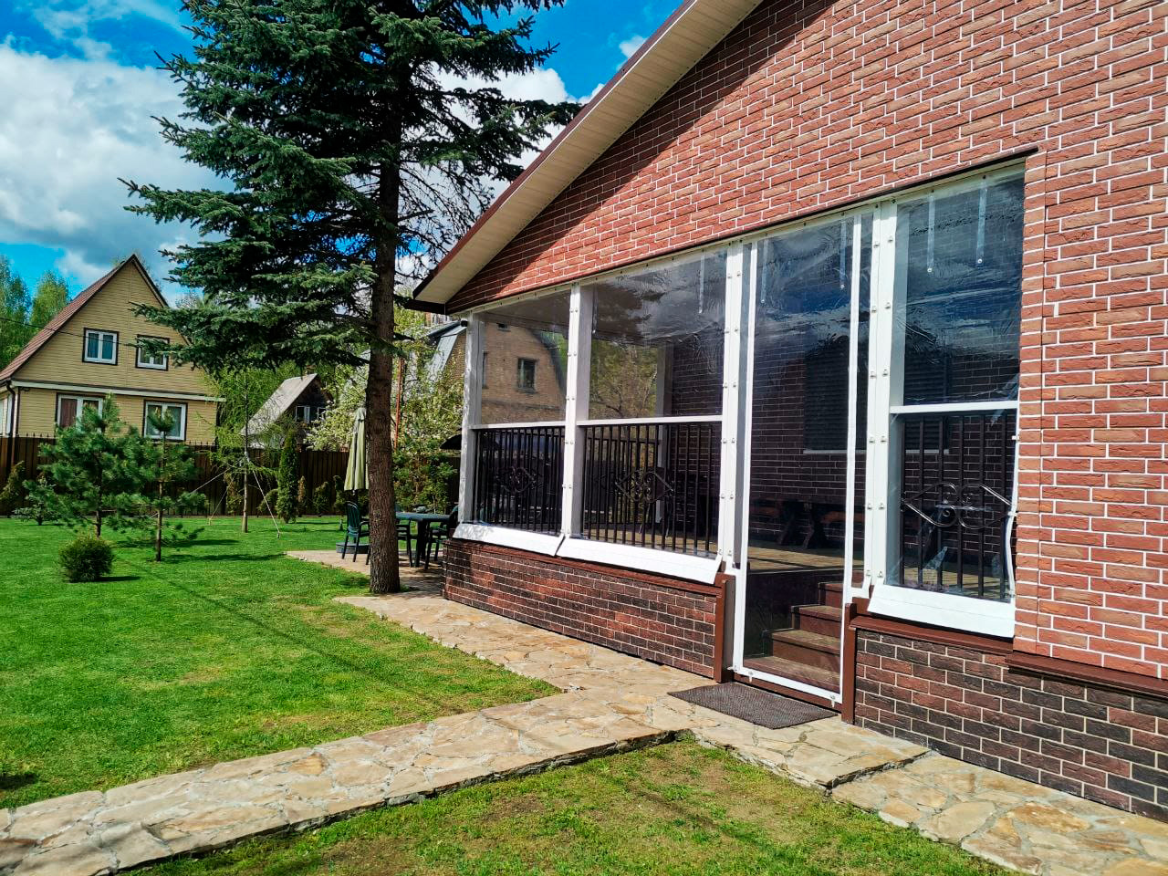 Монтаж мягких окон в Москве и Подмосковье