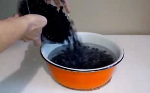 Приготовление варенья из черноплодной рябины с яблоками на зиму: шаг 2