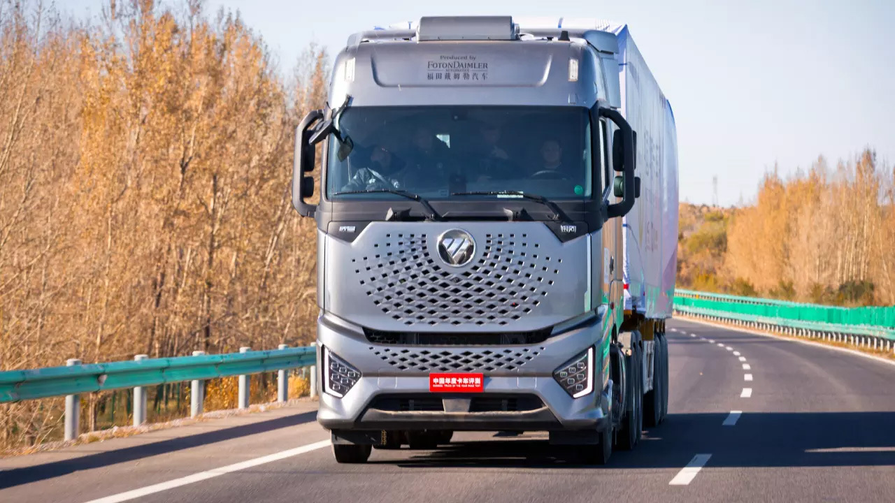 Почему лизинг самосвалов Foton выгоден для строительных компаний?