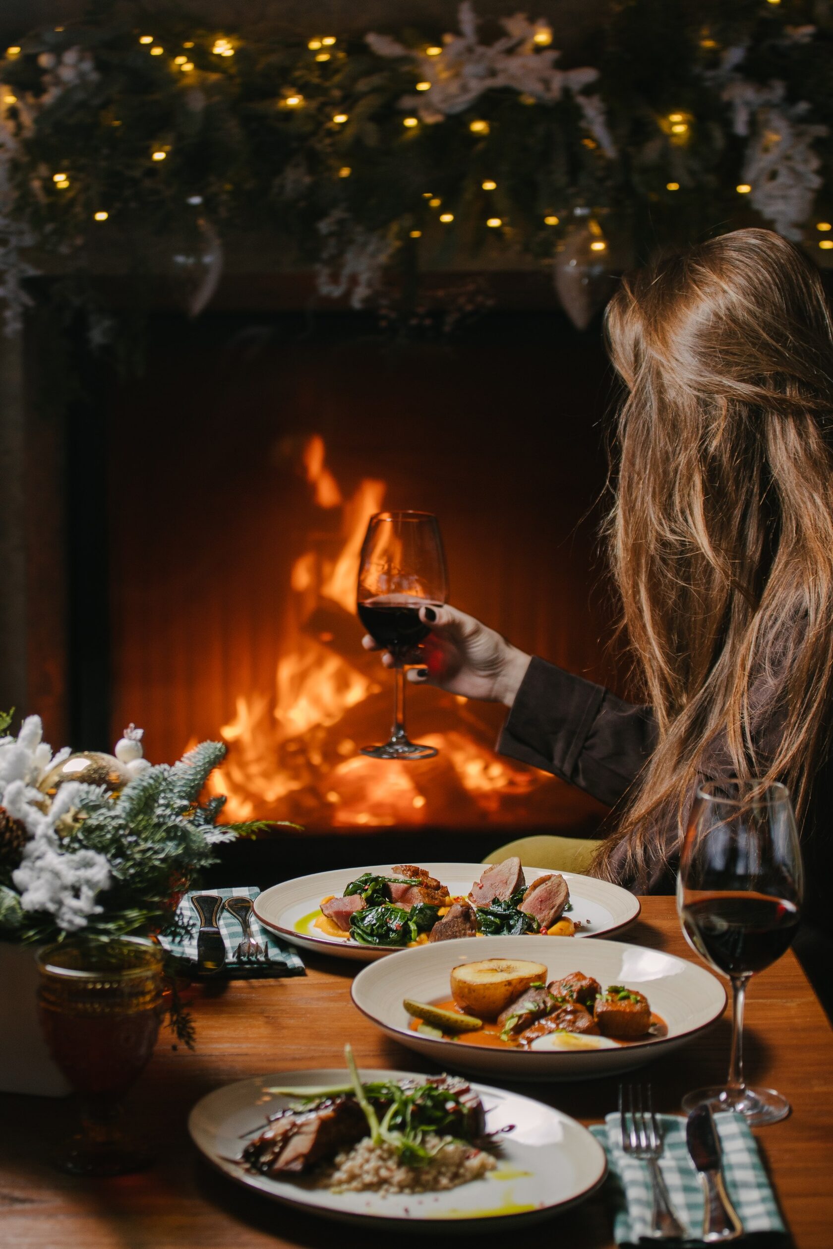 новогоднее настроение у камина в ресторане Green 19
