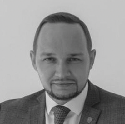 Максим Посаженников