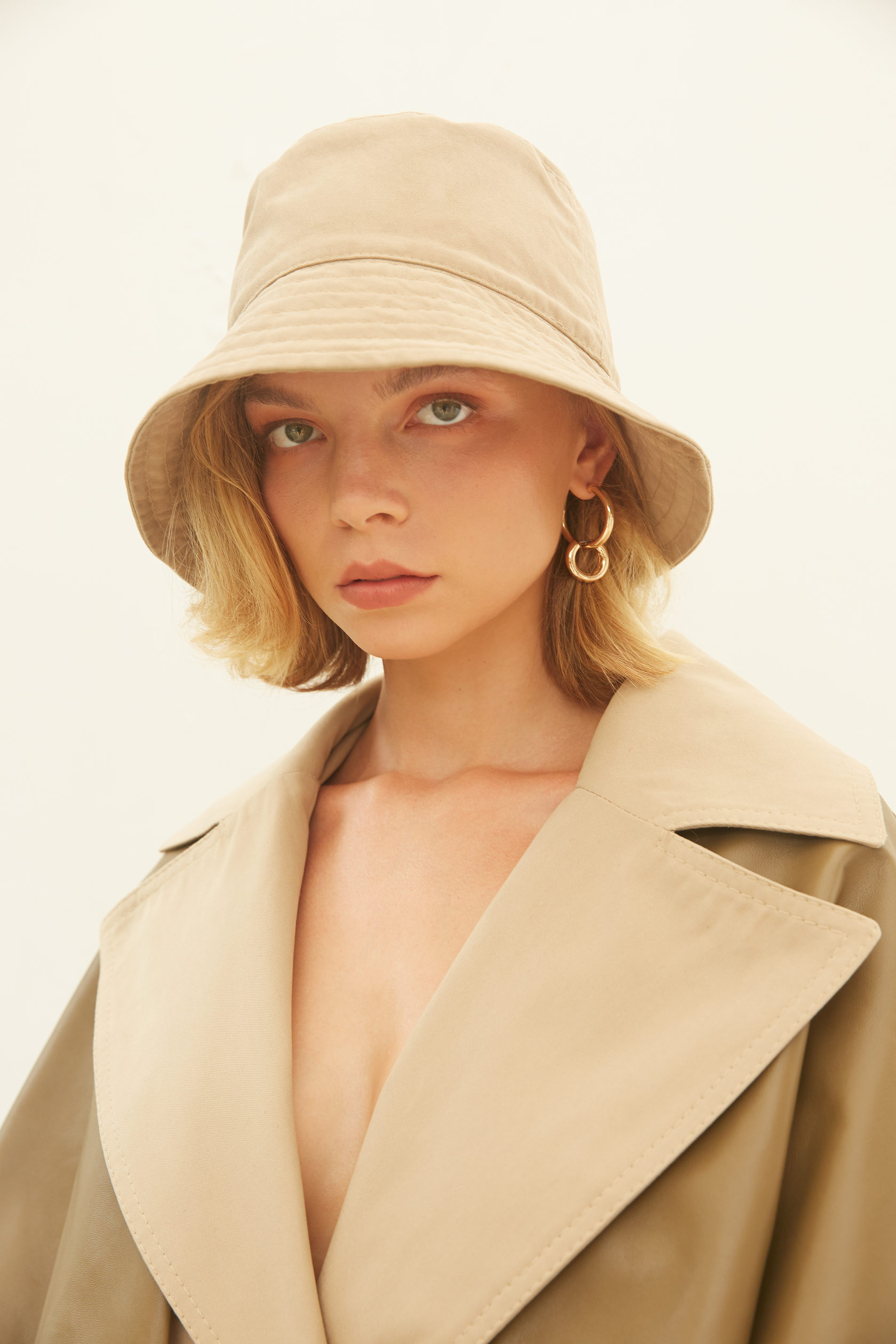 Стильное женское пальто. GATE31 — это минималистичный бренд верхней одежды из Санкт–Петербурга