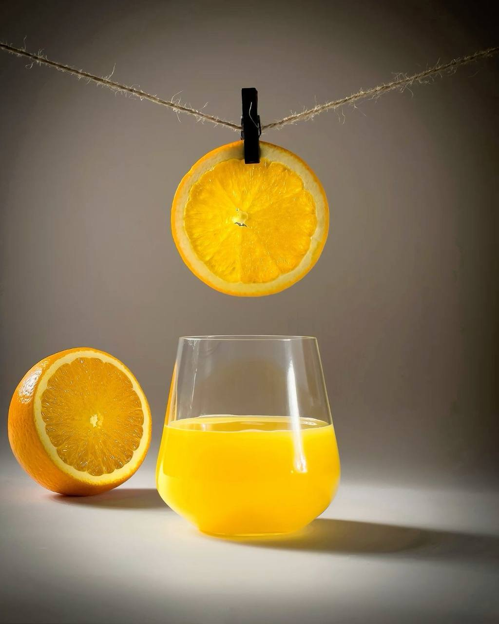 Апельсиновый фреш в стакане