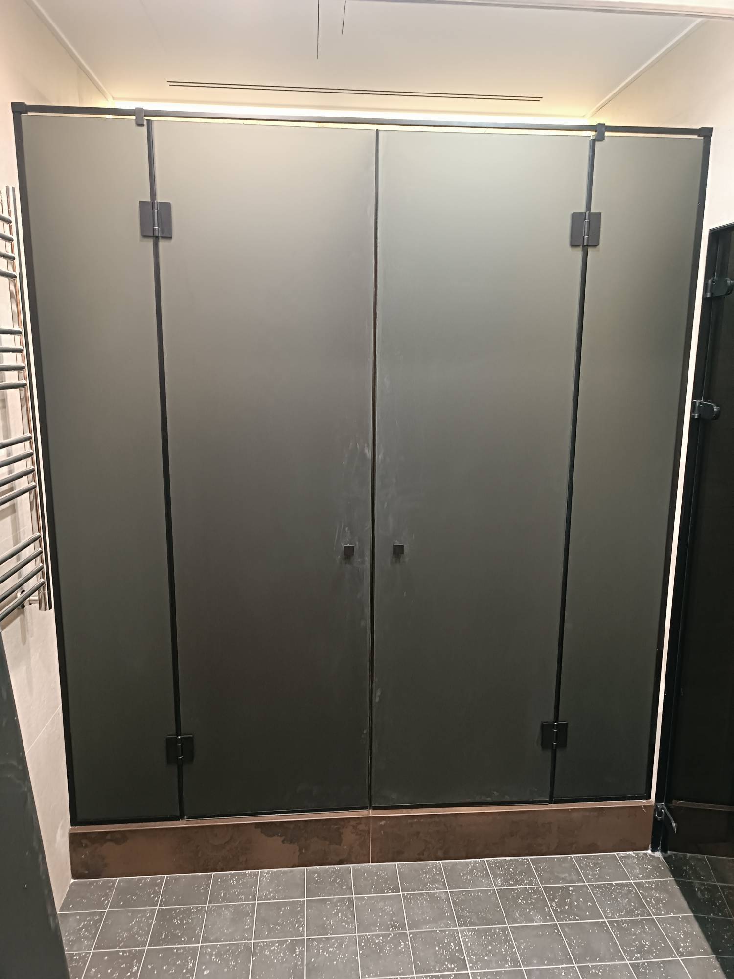 стеклянные перегородки, зонирование помещения, изделия из стекла, раздвижные перегородки, межкомнатные перегородки, душевые кабины, стеклянные ограждения