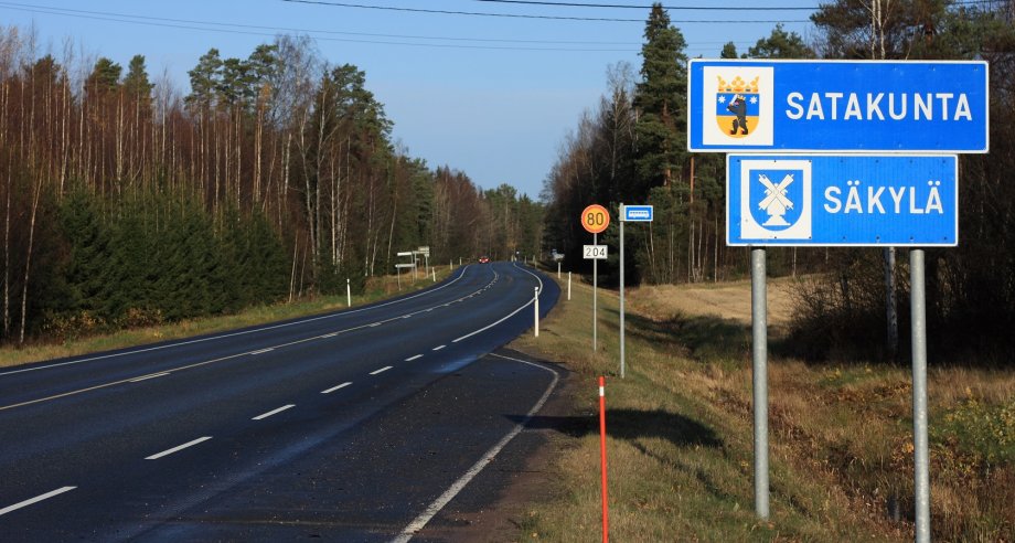 В 2016 году на Финляндию пришлось 16% автомобильных международных грузоперевозок из России (фото: Wikimedia)