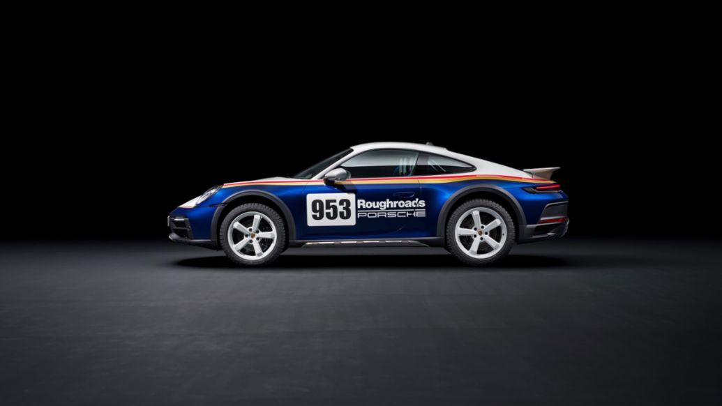 Porsche 911 Dakar с пакетом Rallye Design — иллюстрация модели