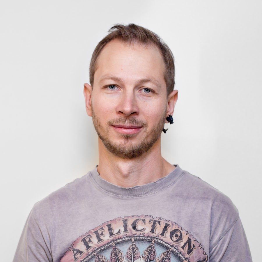 Антон Кузнецов