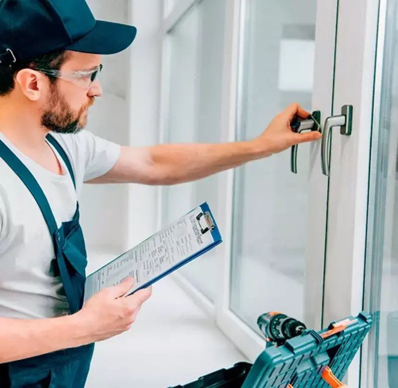 Команда РемСервис за работой