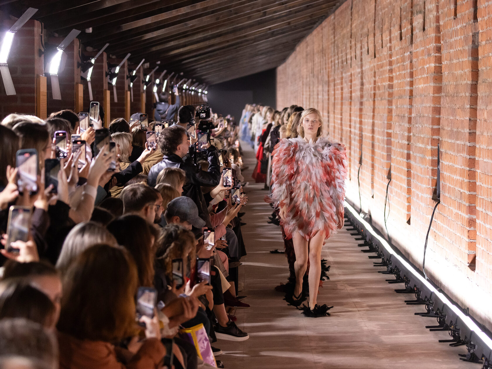 Шестая Московская неделя моды: 170 брендов с 14 по 19 марта в «Манеже»