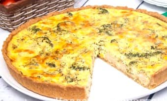 Приготовление пирога киш с лососем и брокколи: шаг 18