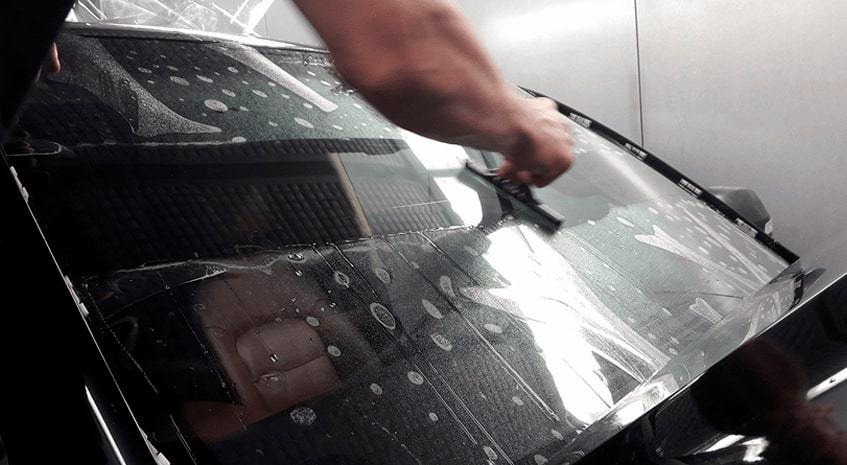 Бронирование лобового стекла