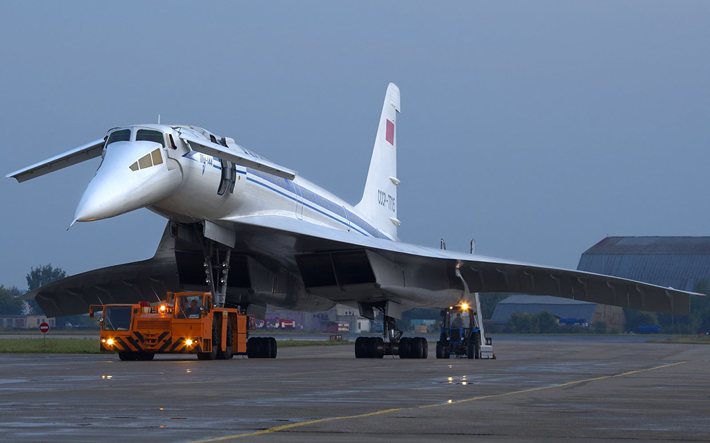 Ту-144 легендарный самолёт