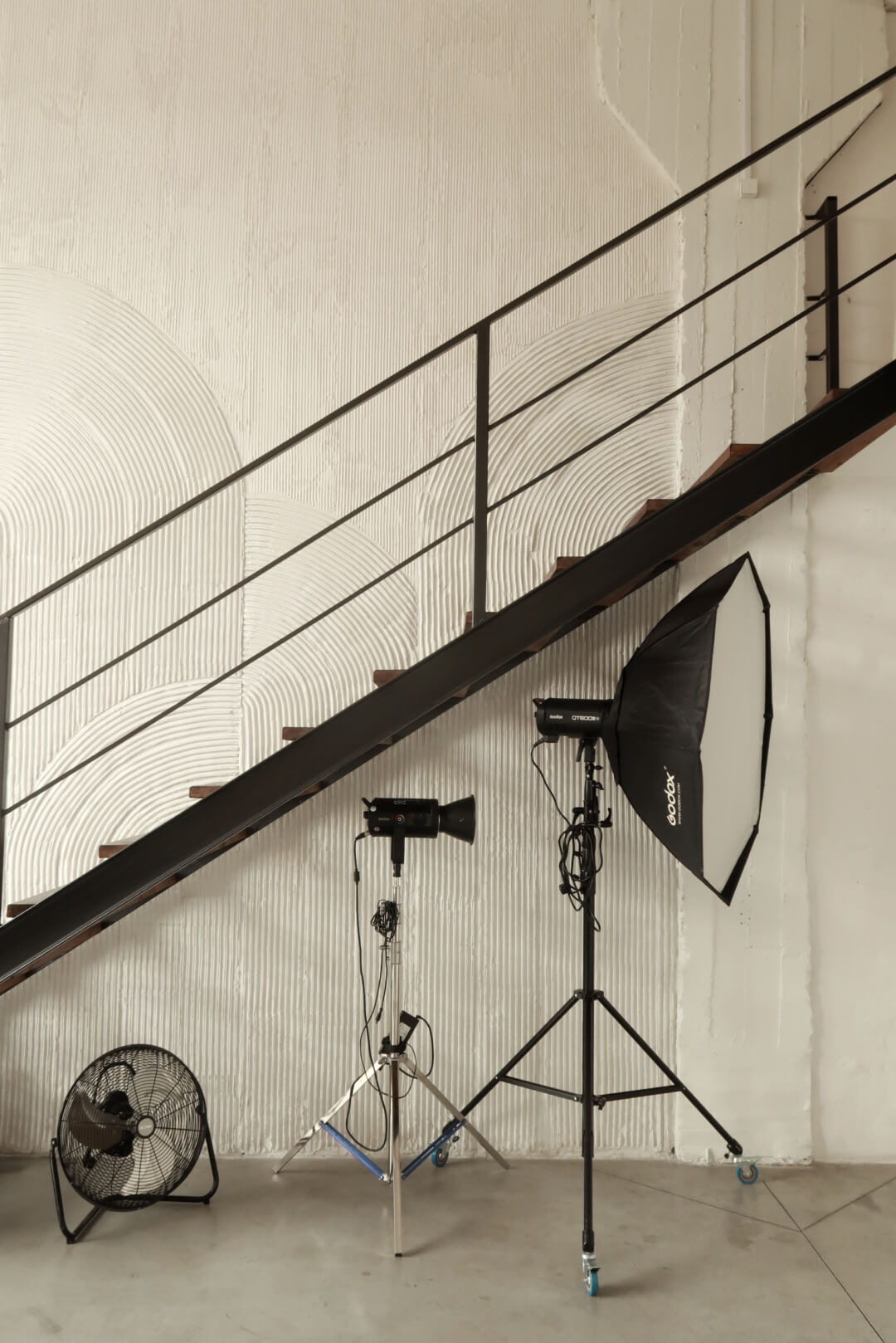 Фотостудия STUDIO’19 в Челябинске 8 белая циклорама