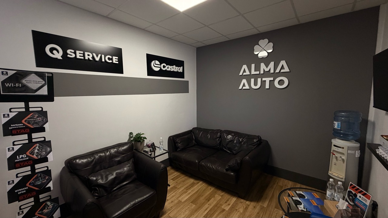 Зона очікування для клієнтів ALMA AUTO Krzemieniecka