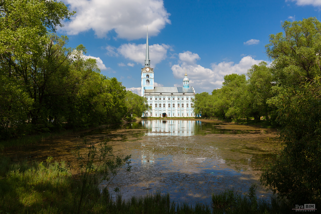 петропавловский парк в ярославле