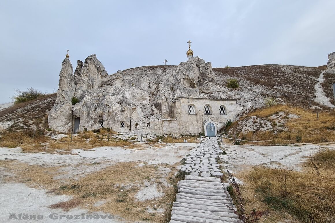 Церковь Рождества Иоанна Предтечи в Дивногорском монастыре