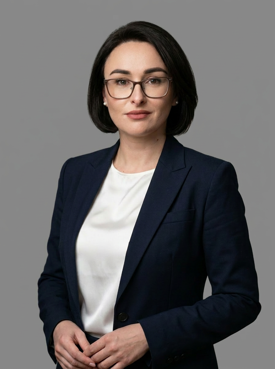 Фото руководителя (замените)