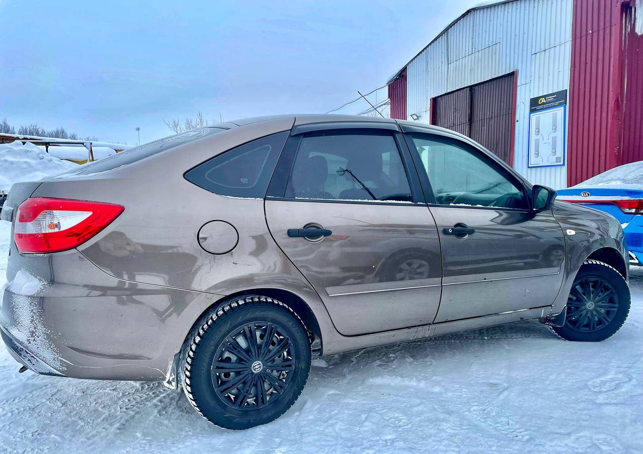 Услуга аренды легковых автомобилей в Усинске