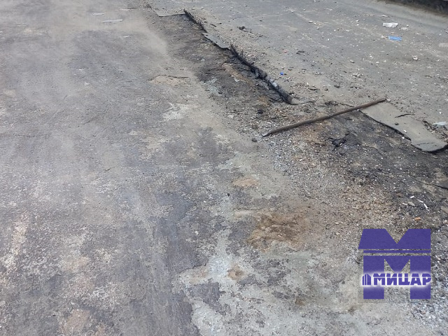 Демонтаж слоя рубероида при капитальном ремонте кровли