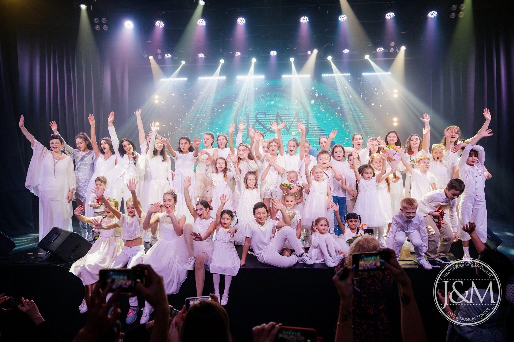 J&amp;M C.A.M.P. летний детский театральный лагерь