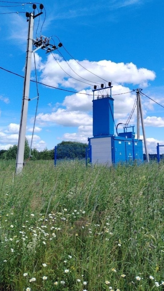 участок с электричеством