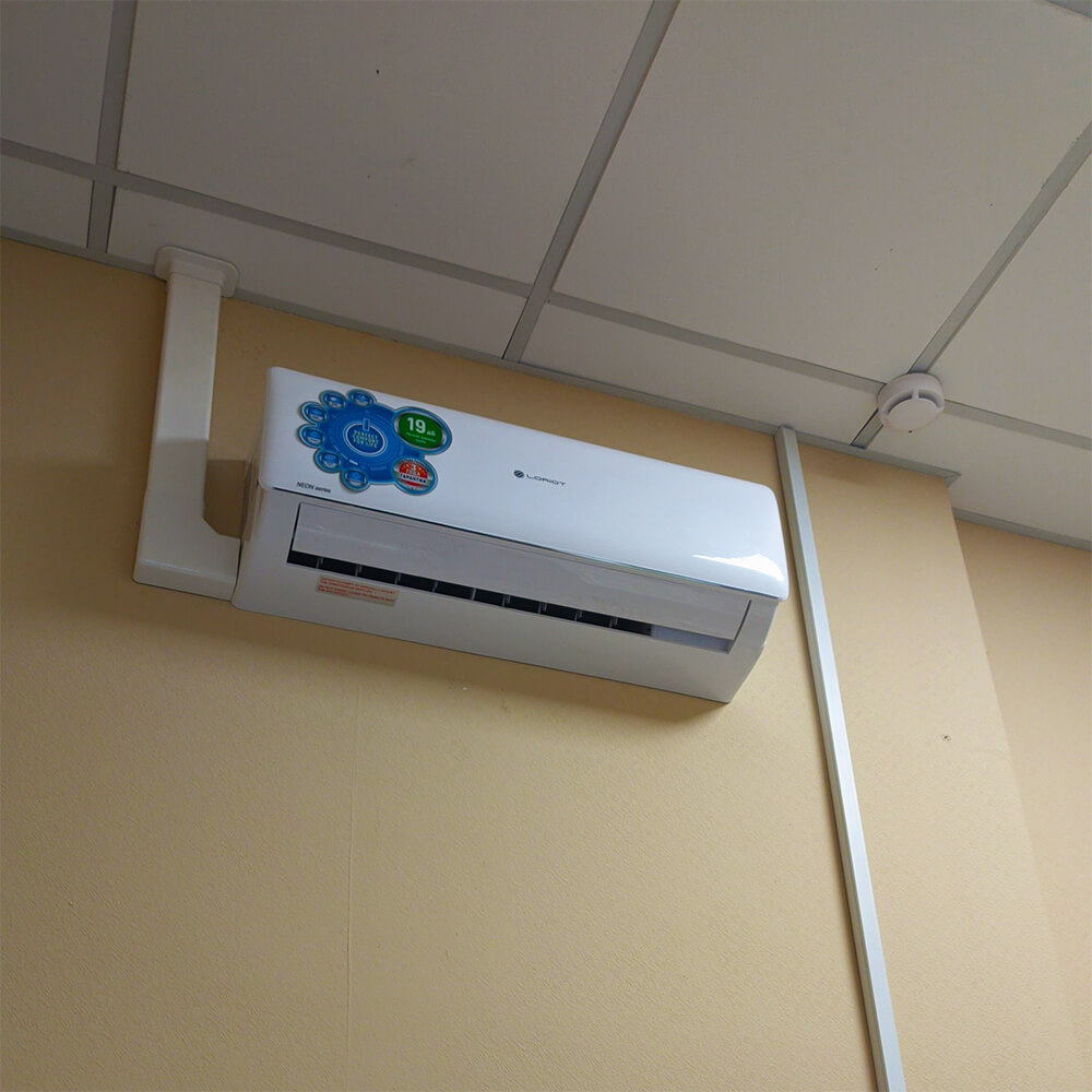 Установка кондиционера Loriot в Новосибирске