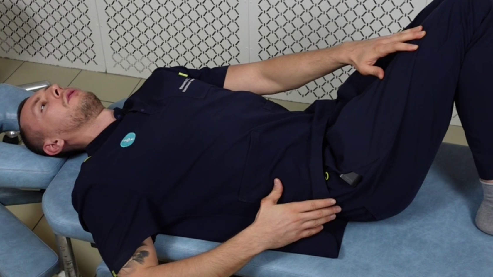 Упражнения при защемлении седалищного нерва — Иван Мамонтов