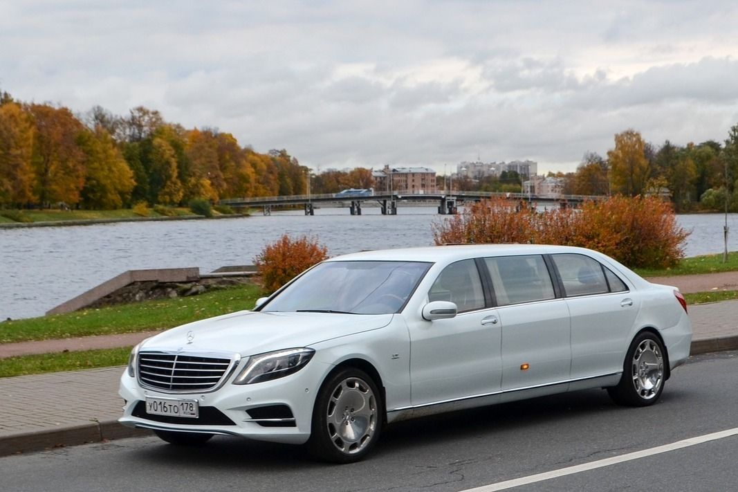 Mercedes Pullman 220 Р·РѕР»РѕС‚РѕР№