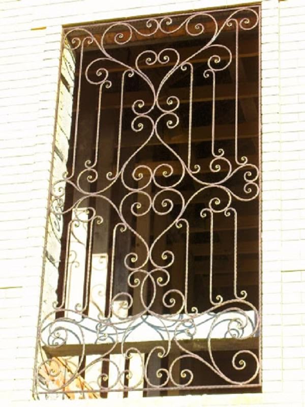 Решетка на окно цвет бронза