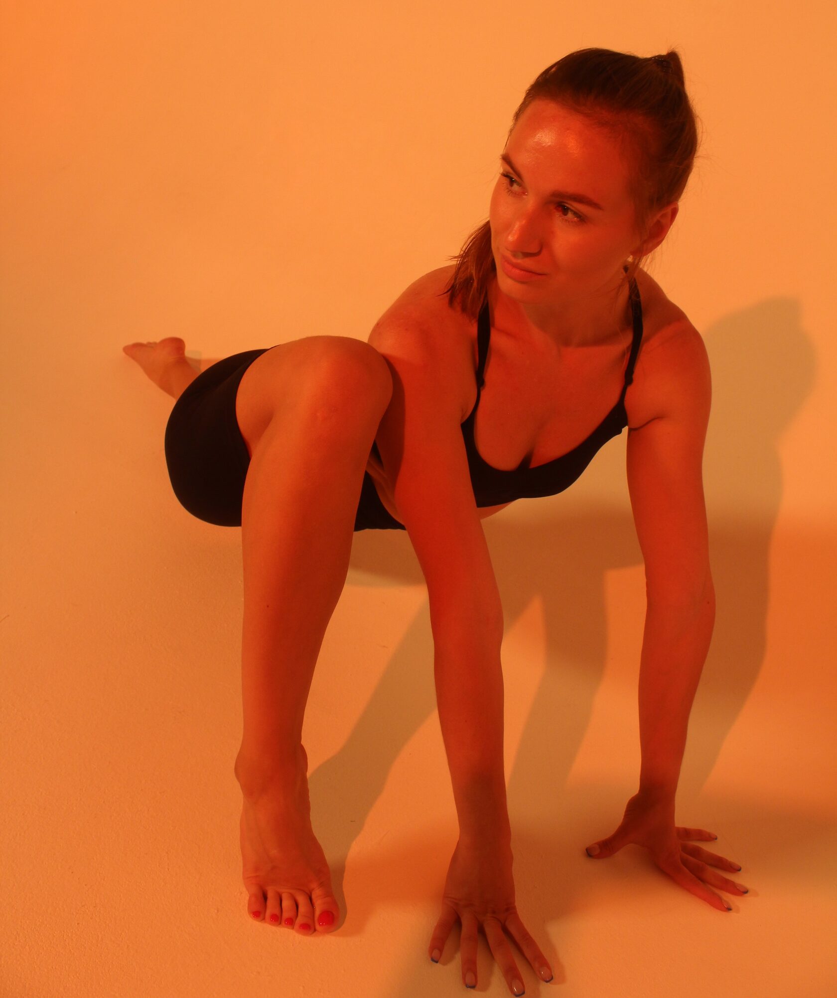 Горячая йога в сауне СПБ