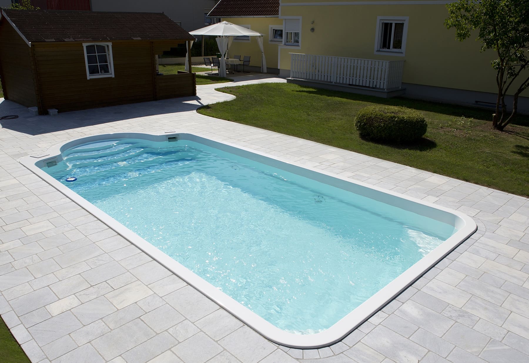 Бассейн luxepools Garda 800