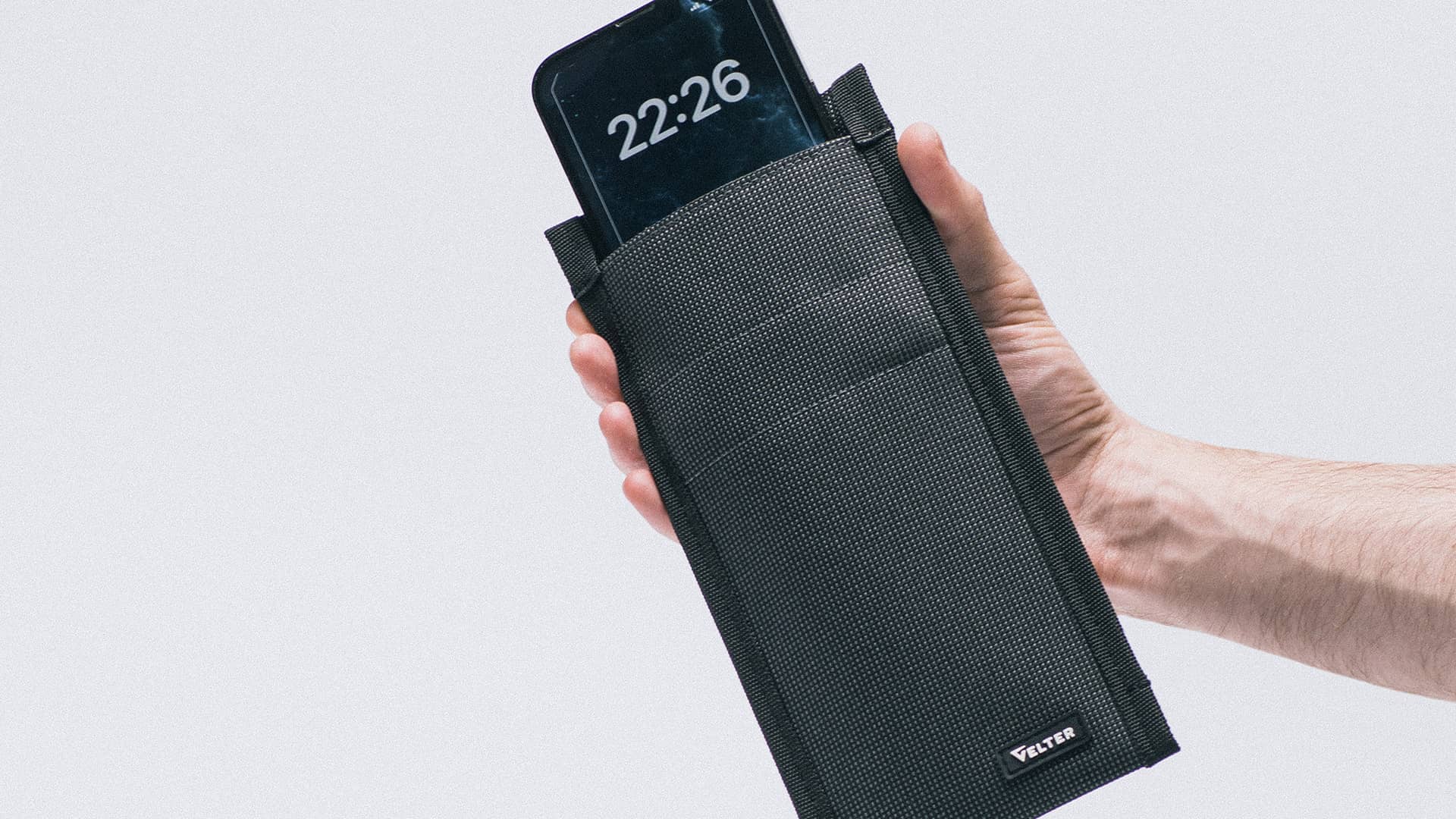 Чехол Фарадея (экранирующий чехол) с магнитным клапаном