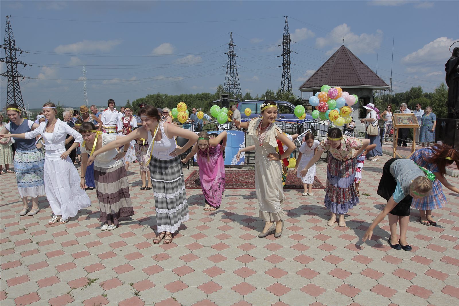 День семьи, любви и верности в парке