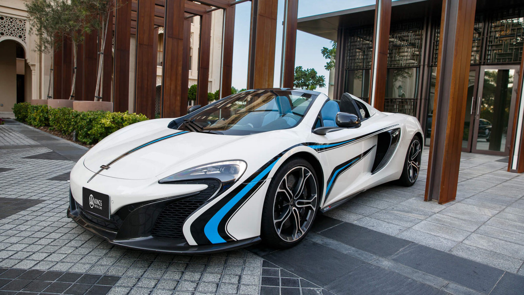 MCLAREN 650s чёрный