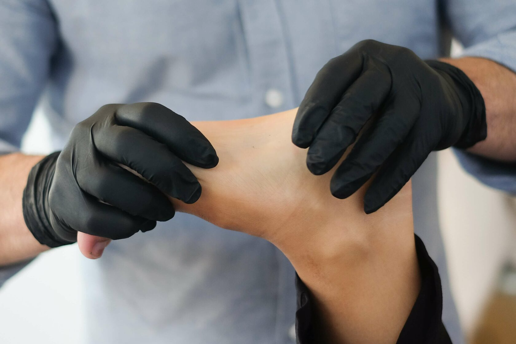 массаж позволяет восстановить фунциональные возможности пострадавших конечностей