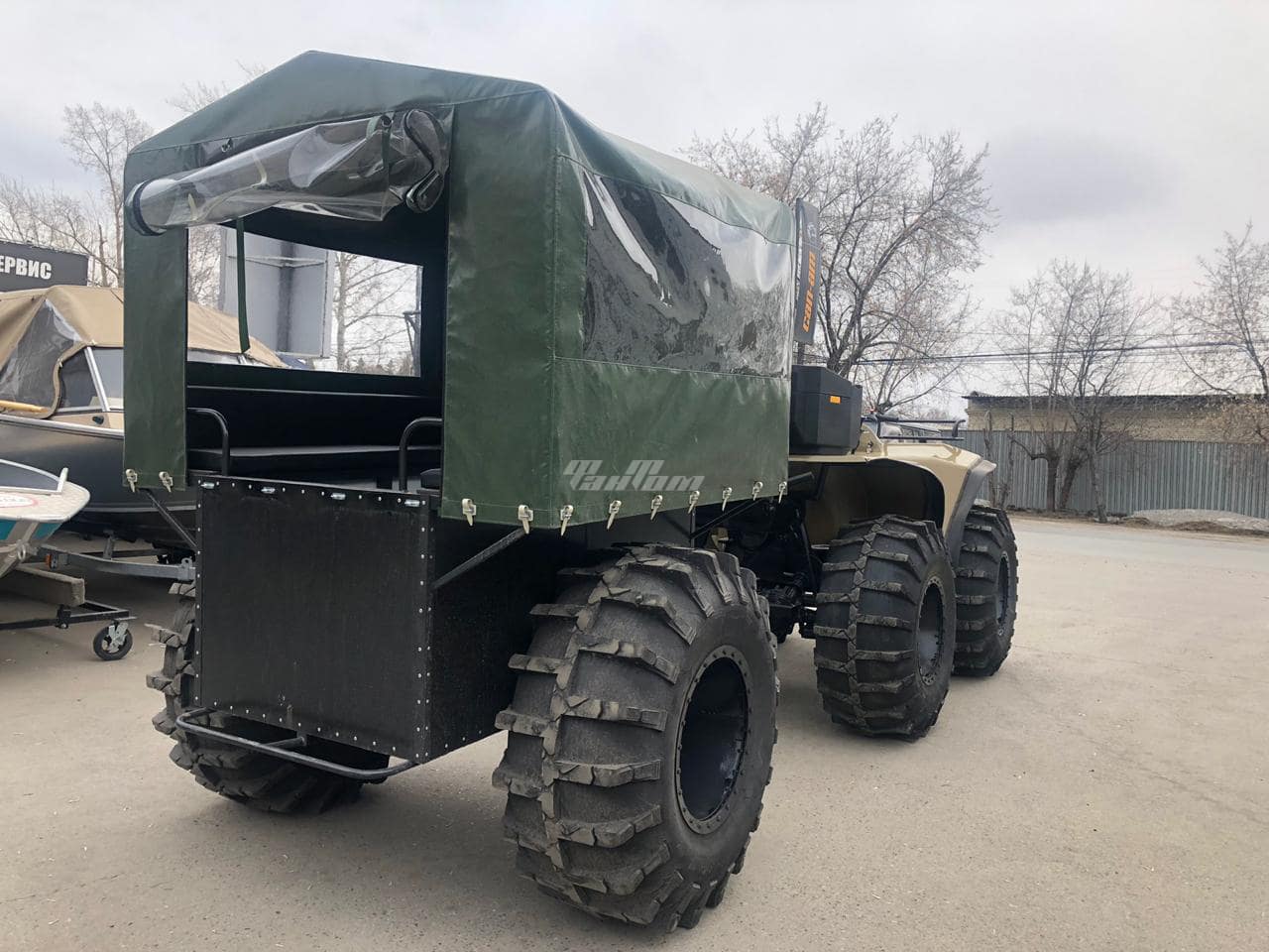 Снегоболотоход квадроцикл Фантом 4x4