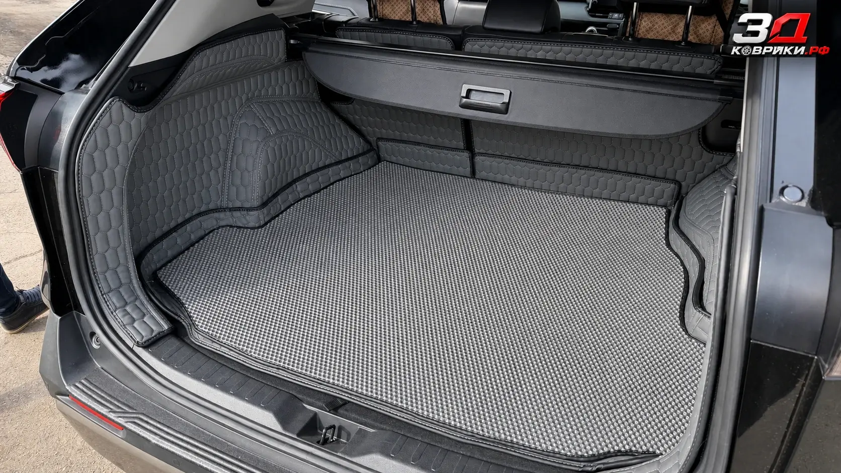 3D коврики RAV4, второй ряд