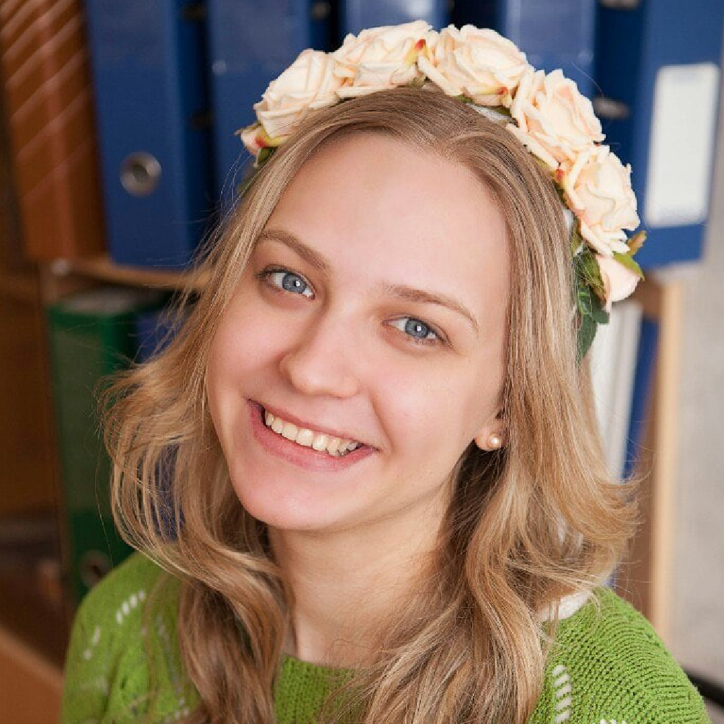 Марина Литвинова