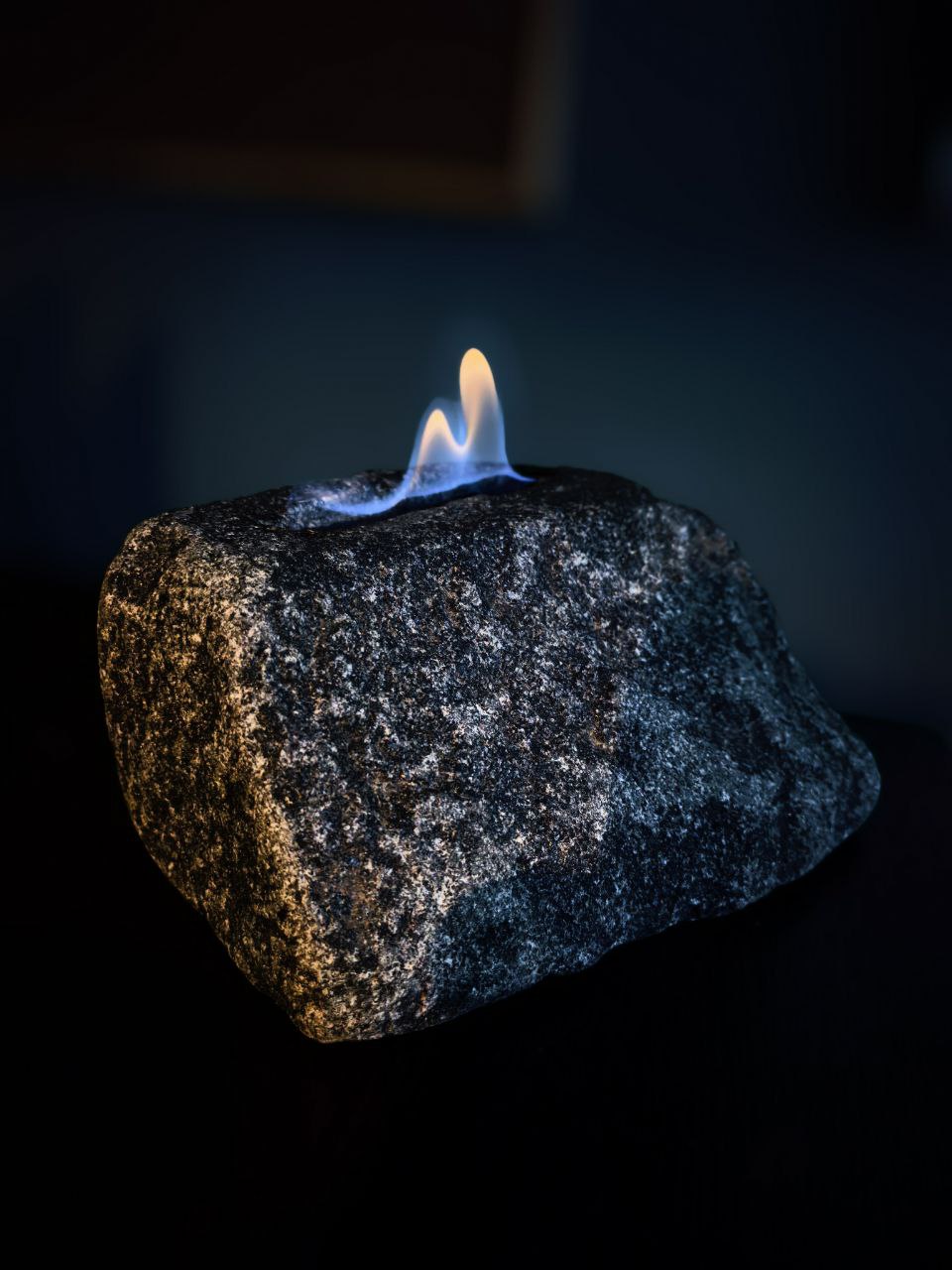 биокамин из гранита