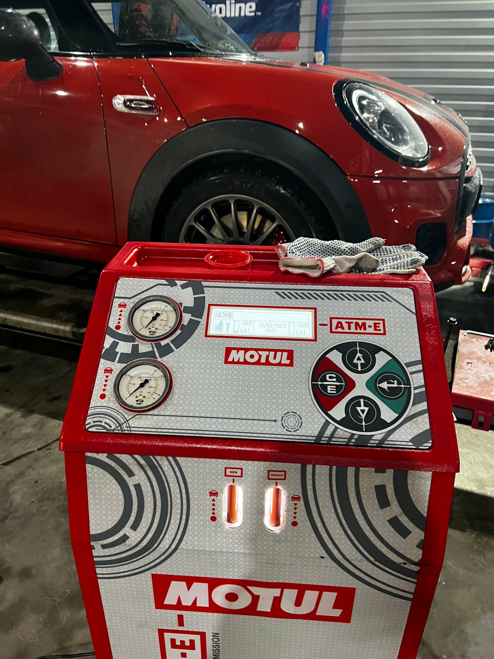 Проверка давления и состояния масла