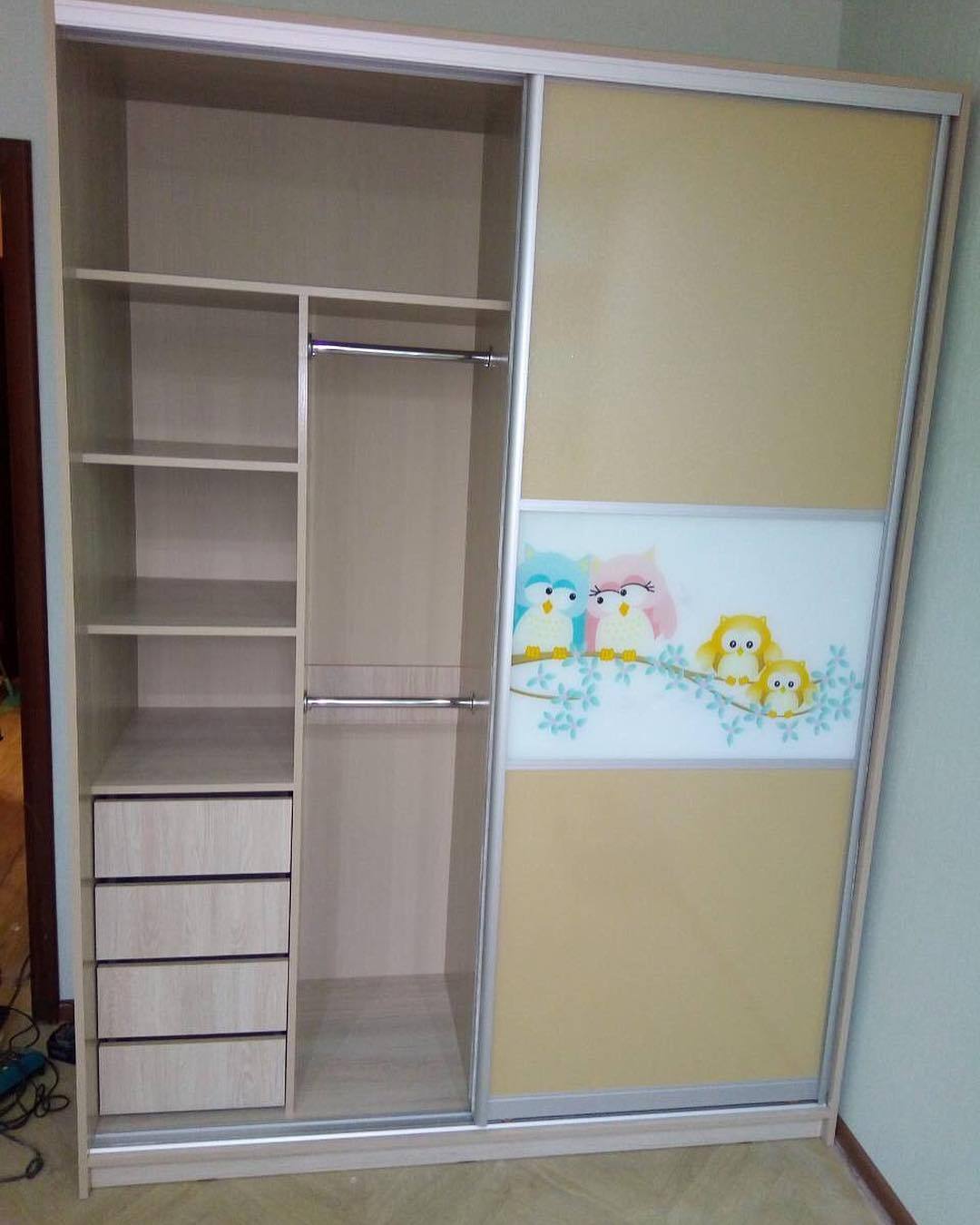 шкаф для одежды на двоих детей